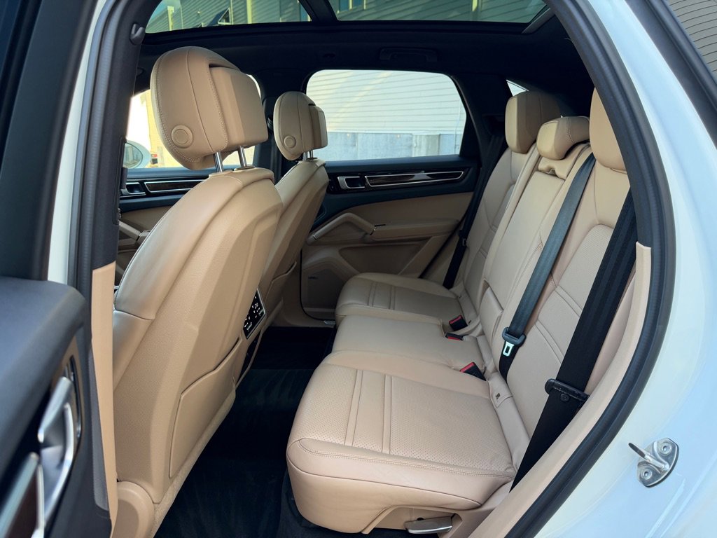 Used 2019 Porsche Cayenne AWD/4WD image 29