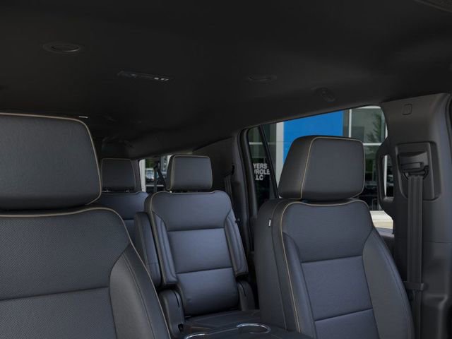 New 2025 Chevrolet Suburban Premier image 24