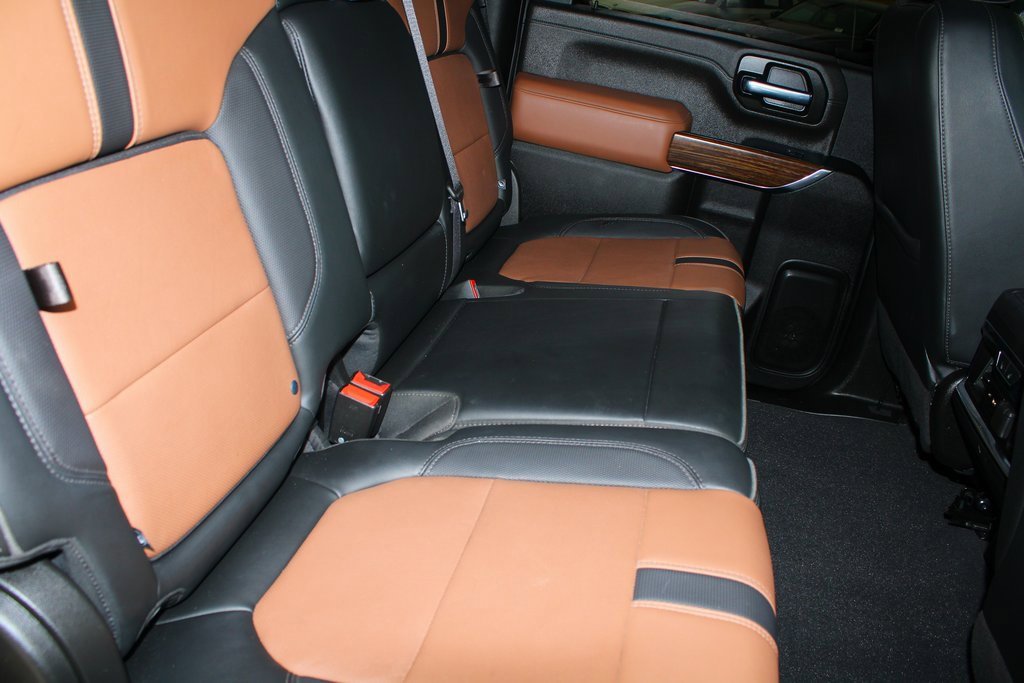 Used 2023 Chevrolet Silverado 3500 High Country image 10