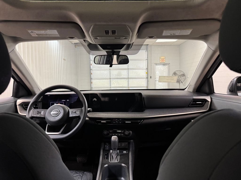 New 2026 Nissan Kicks SV w/ SV Premium Package AWD/4WD image 18
