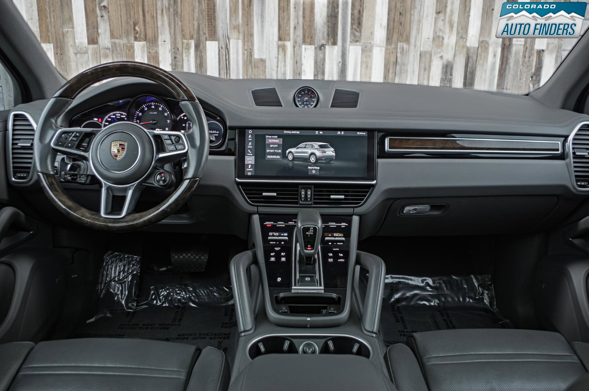 Used 2020 Porsche Cayenne AWD/4WD image 17