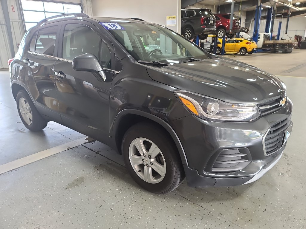 Used 2018 Chevrolet Trax LT w/ LT Convenience Package AWD/4WD image 4