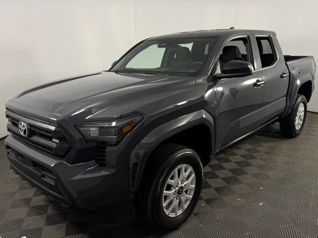 Used 2024 Toyota Tacoma SR image 3
