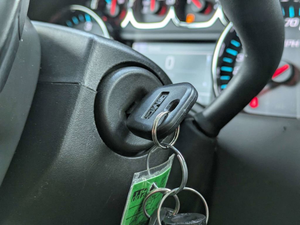 Used 2018 GMC Yukon SLE w/ SLE Value Package image 42