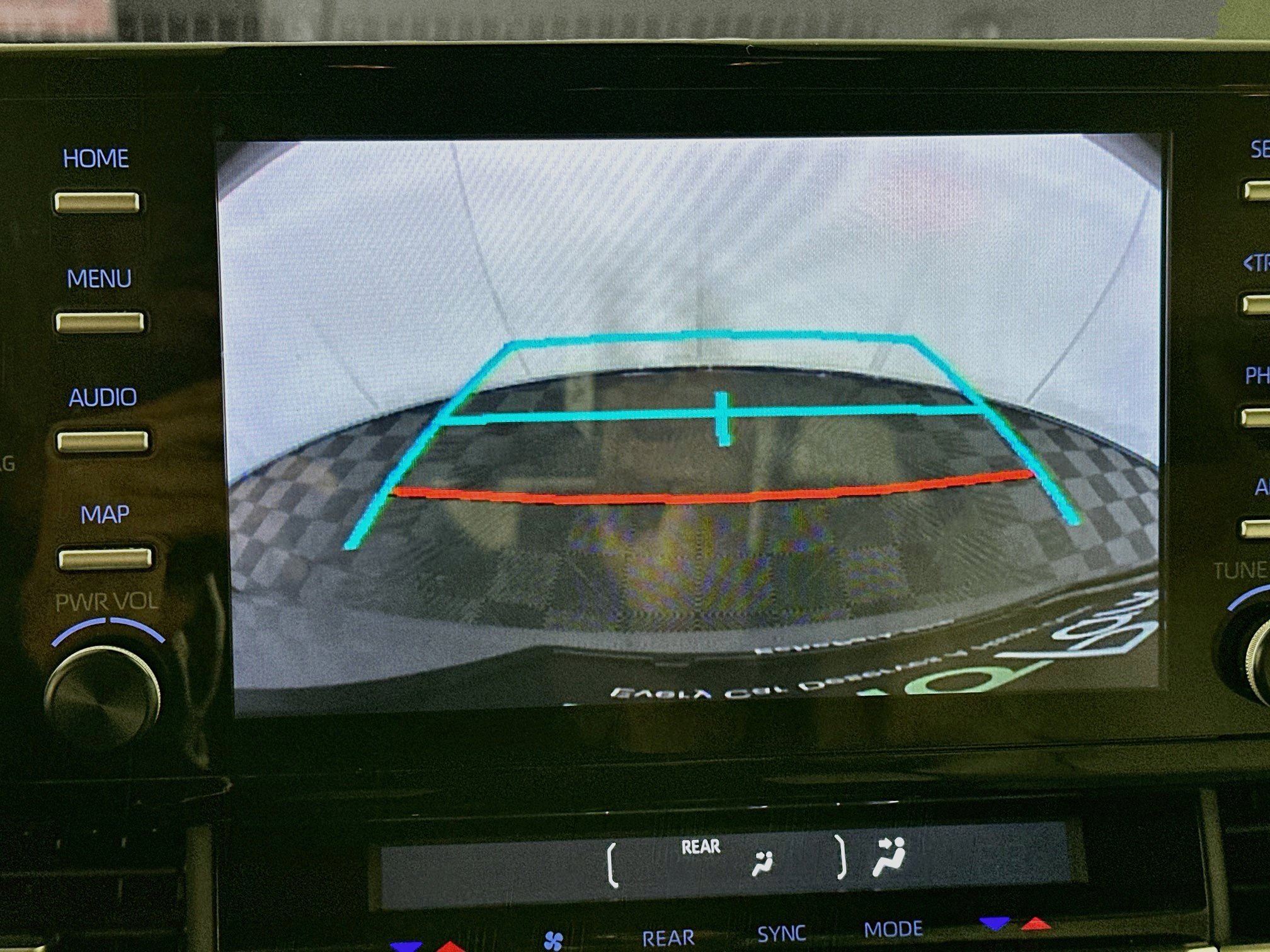Used 2023 Toyota Sienna XLE FWD image 22