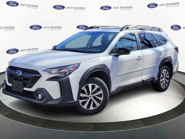 Used 2024 Subaru Outback Premium image 1