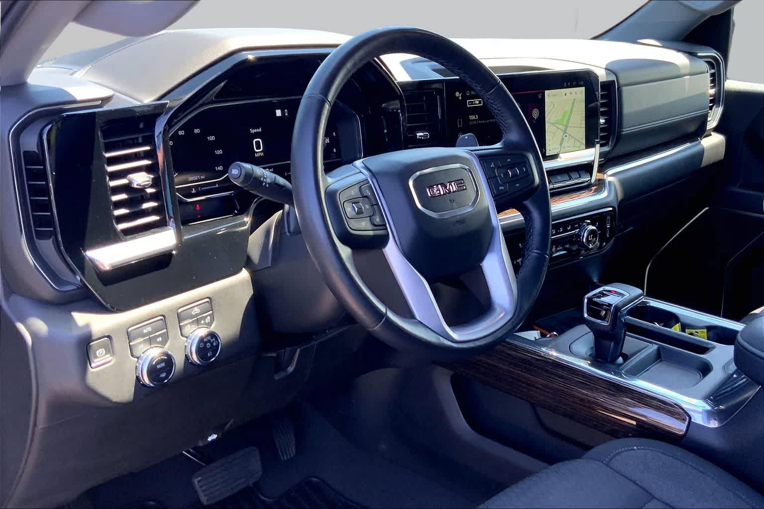 Used 2023 GMC Sierra 1500 Elevation AWD/4WD image 17
