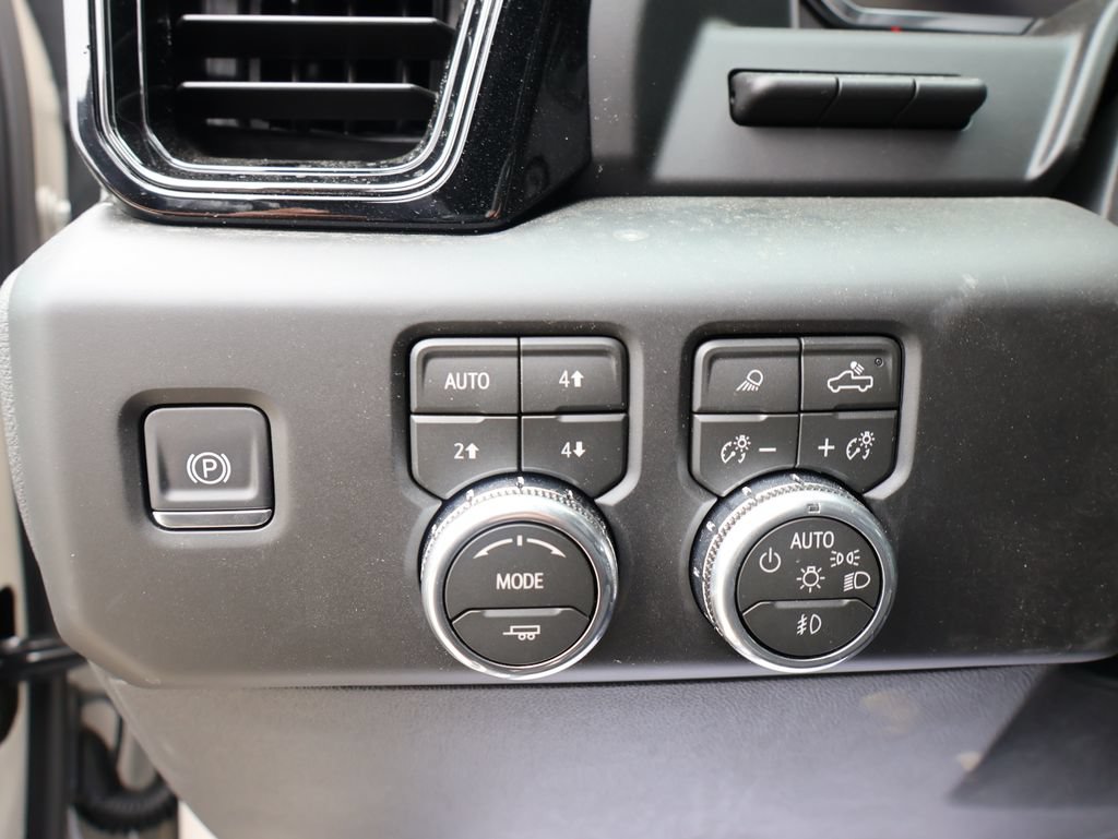 New 2026 GMC Sierra 1500 AT4X w/ AT4X AEV Edition AWD/4WD image 14