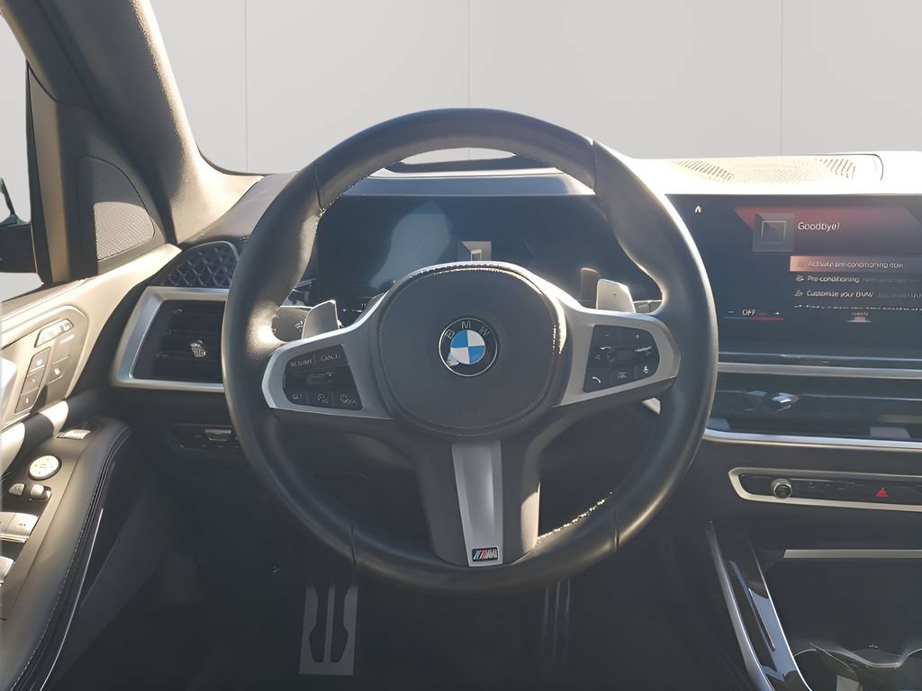 Used 2023 BMW X7 xDrive40i w/ M Sport Package AWD/4WD image 29