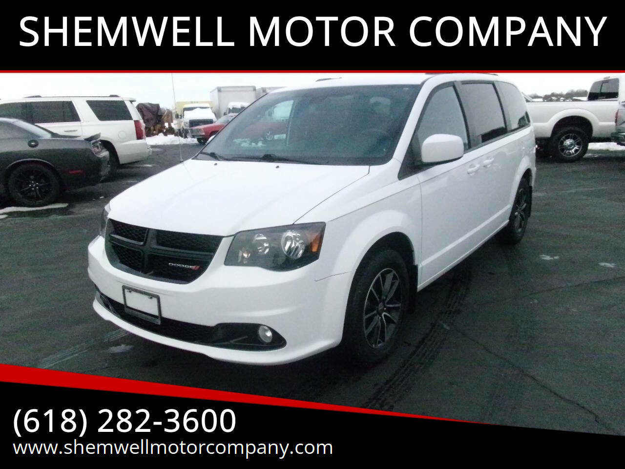 Used 2018 Dodge Grand Caravan SXT w/ Driver Convenience Group image 1