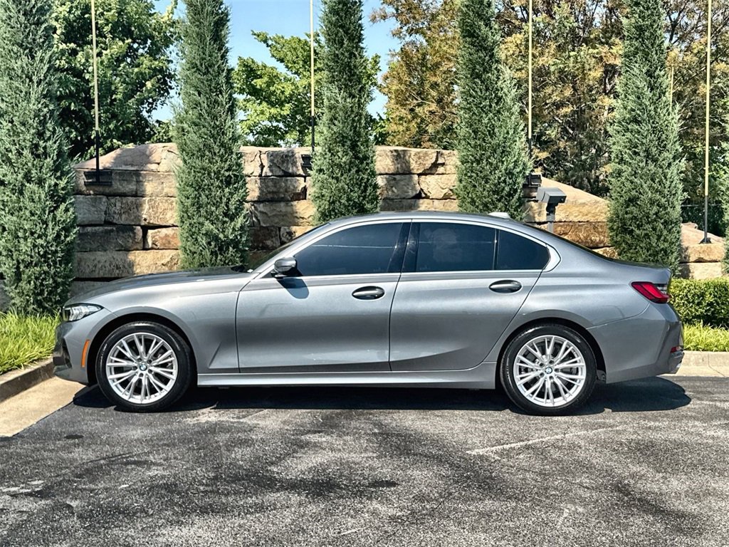 Used 2024 BMW 330i Sedan image 2