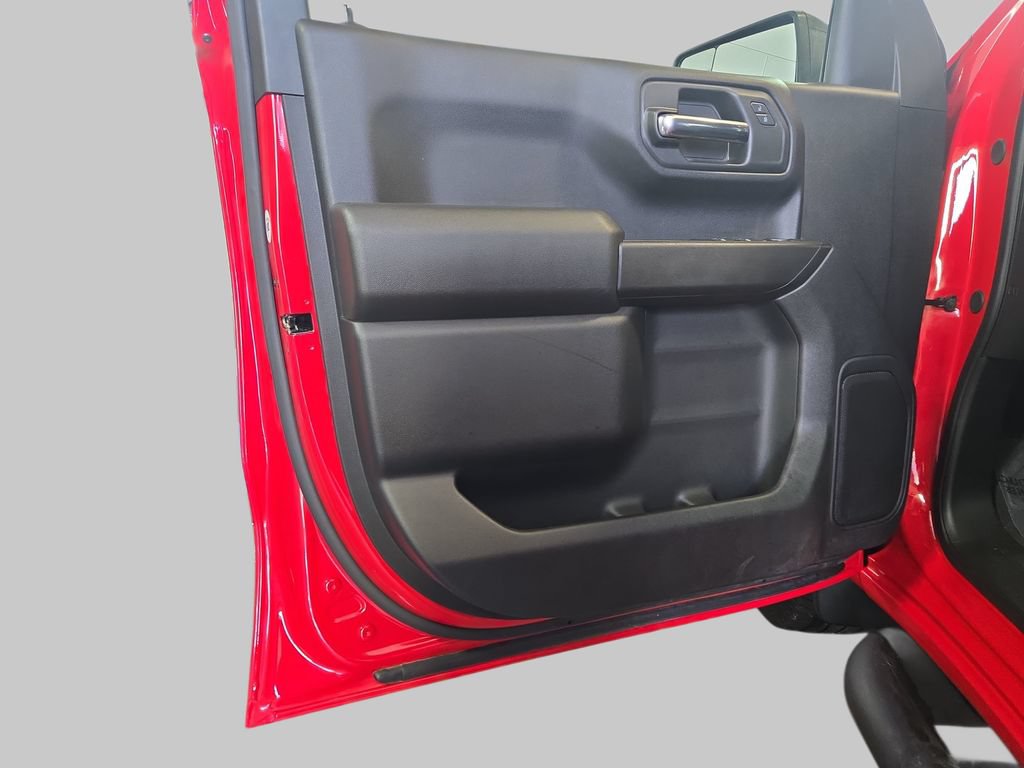 Used 2024 Chevrolet Silverado 1500 Custom w/ LPO, Dark Essentials Package RWD image 29