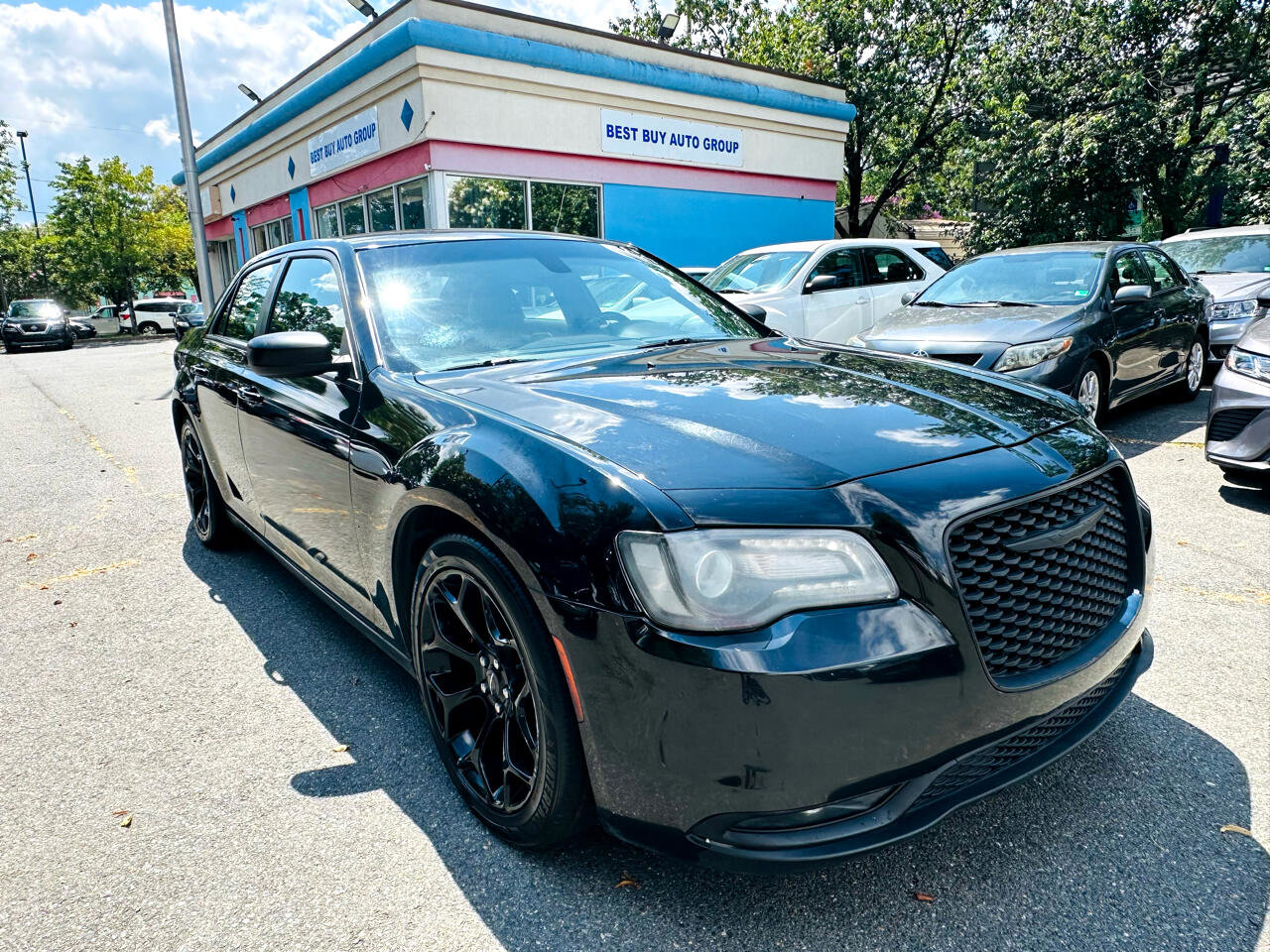 Used 2019 Chrysler 300 S image 12