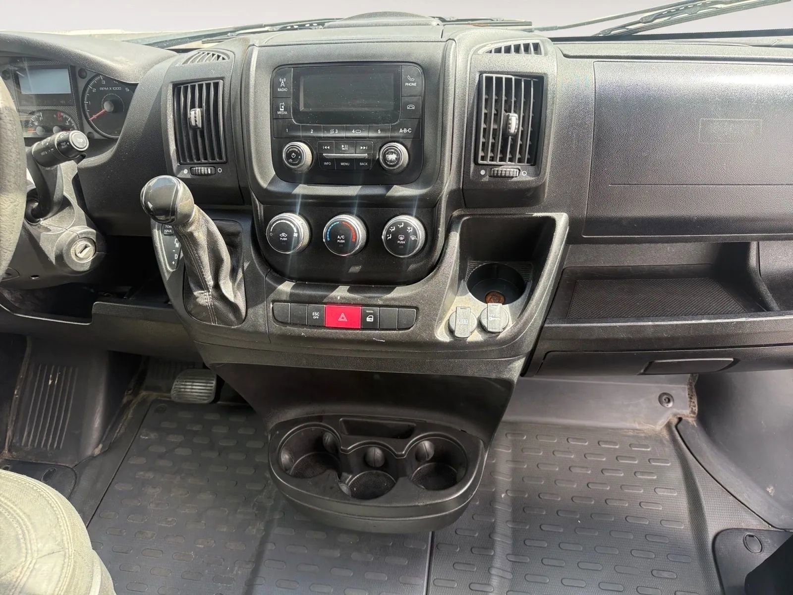 Used 2017 RAM ProMaster 1500 FWD image 11