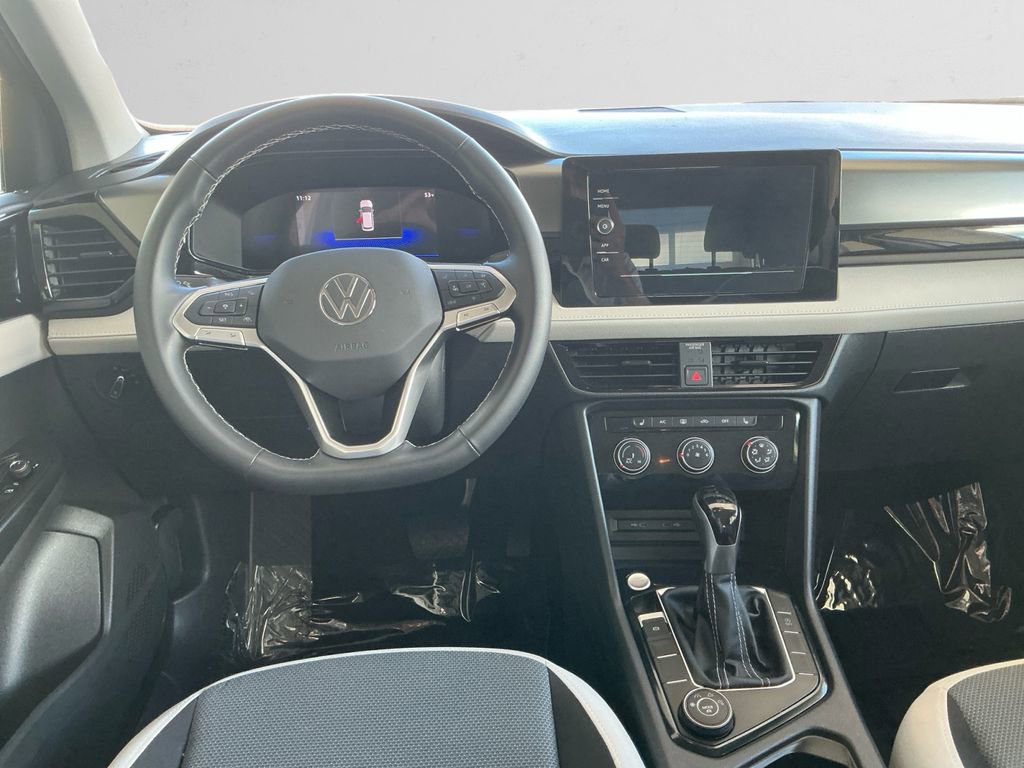 Used 2025 Volkswagen Taos S image 10