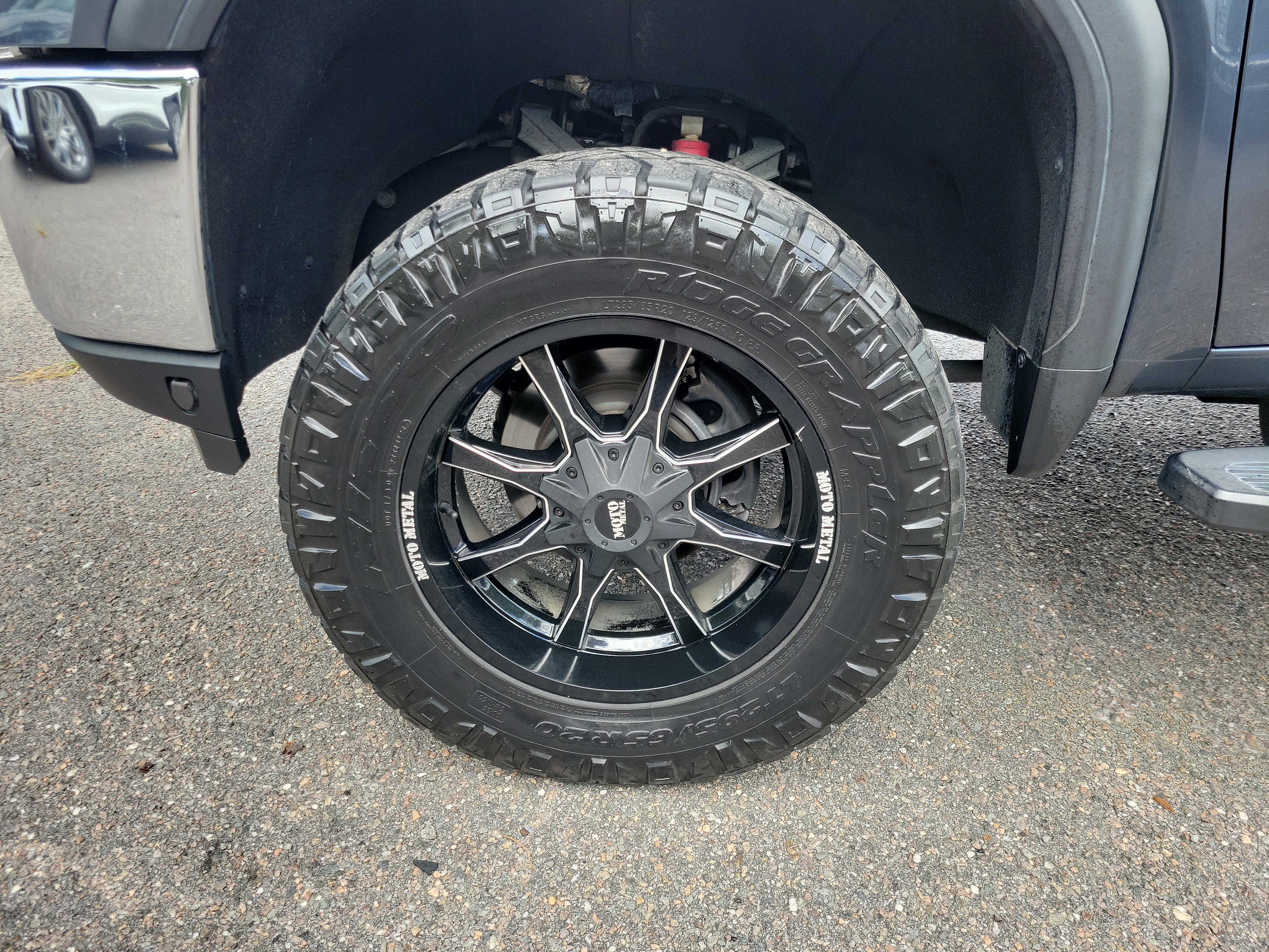 Used 2020 GMC Sierra 2500 SLT w/ SLT Premium Plus Package AWD/4WD image 6