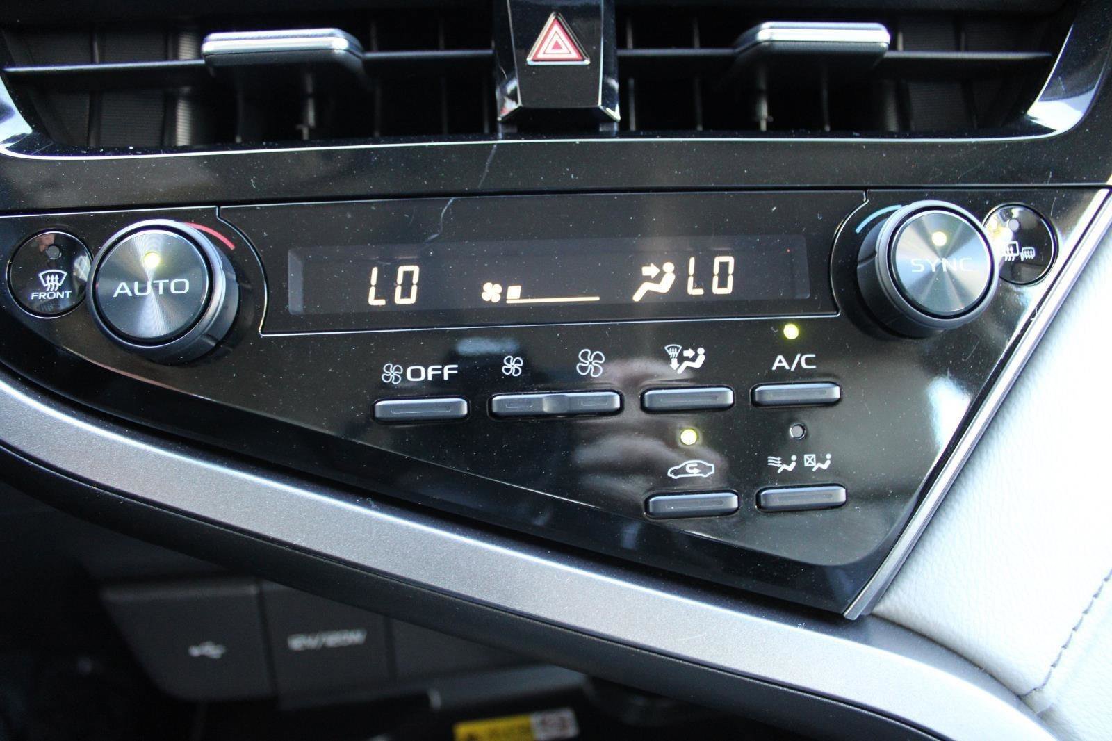 Used 2023 Toyota Camry XLE image 20