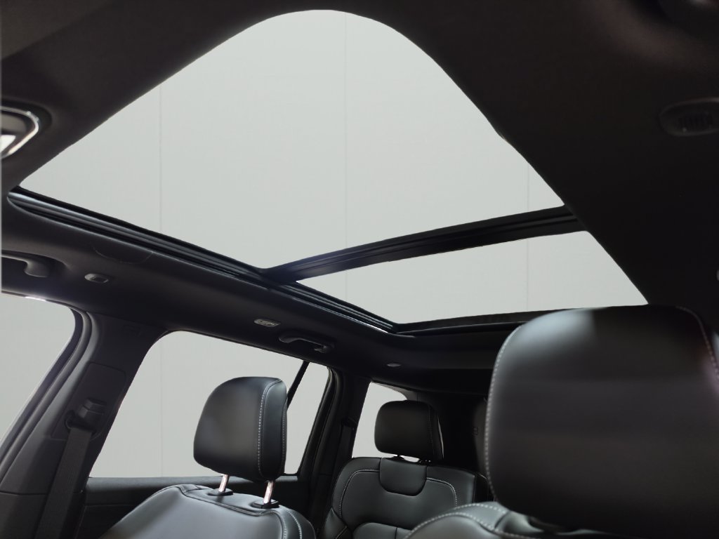 New 2027 Jeep Grand Cherokee Limited AWD/4WD image 31