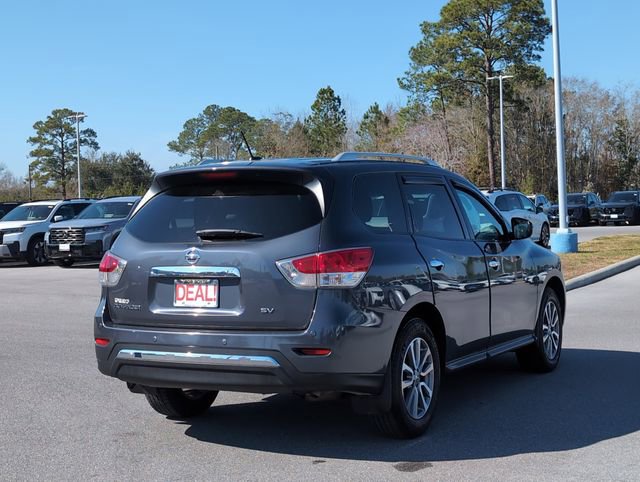 Used 2013 Nissan Pathfinder SV image 3