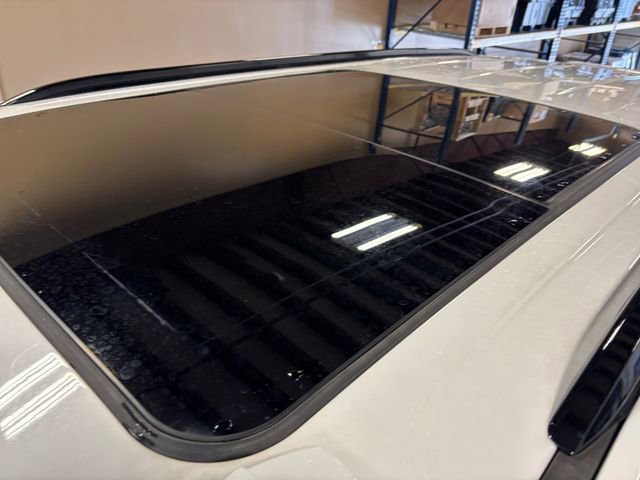 Used 2025 GMC Yukon AT4 w/ AT4 Premium Package image 26