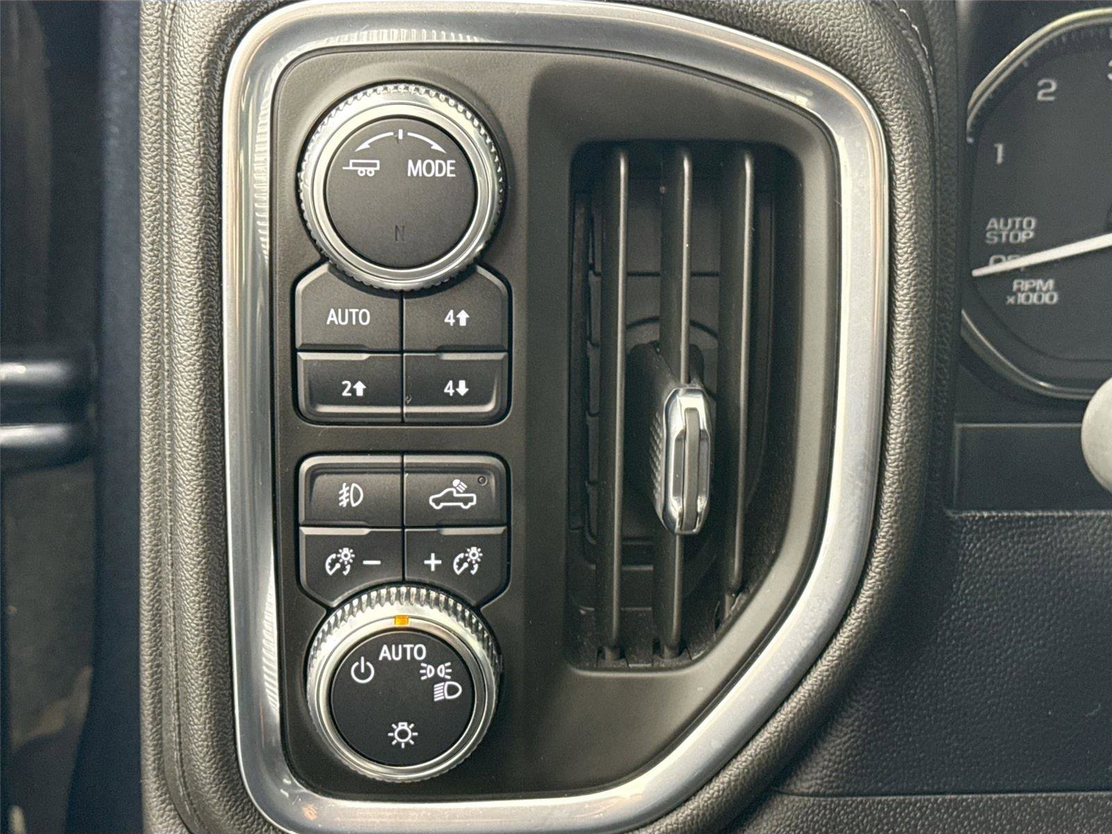 Used 2022 GMC Sierra 1500 Elevation image 14