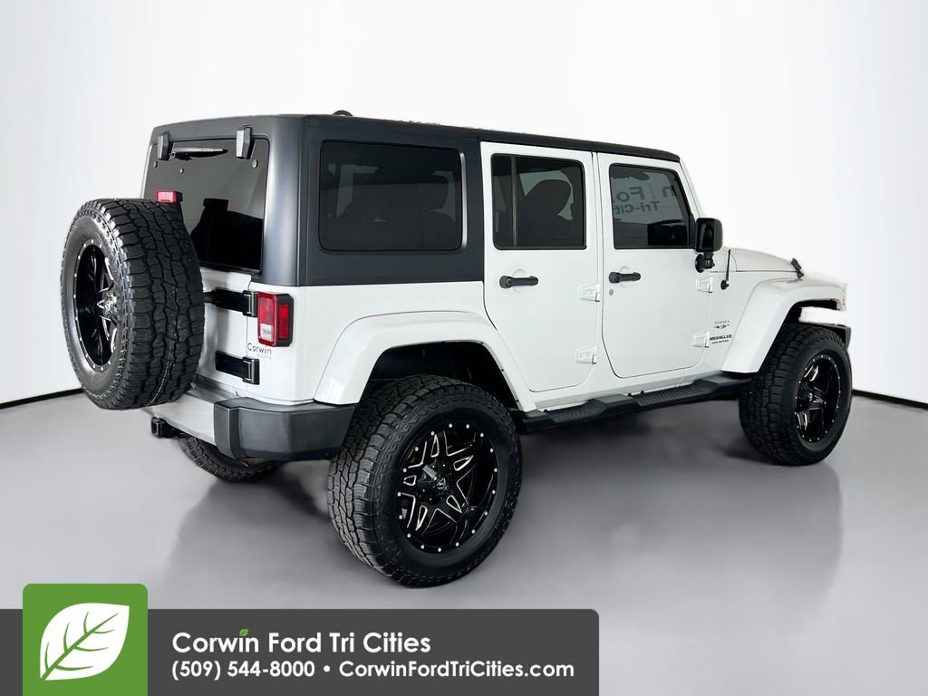 Used 2017 Jeep Wrangler Unlimited Sahara AWD/4WD image 15
