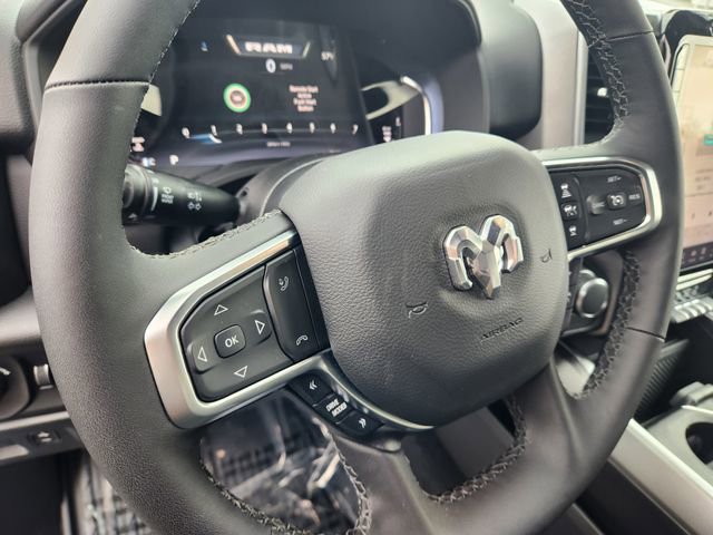 New 2026 RAM 1500 4x4 Crew Cab image 24