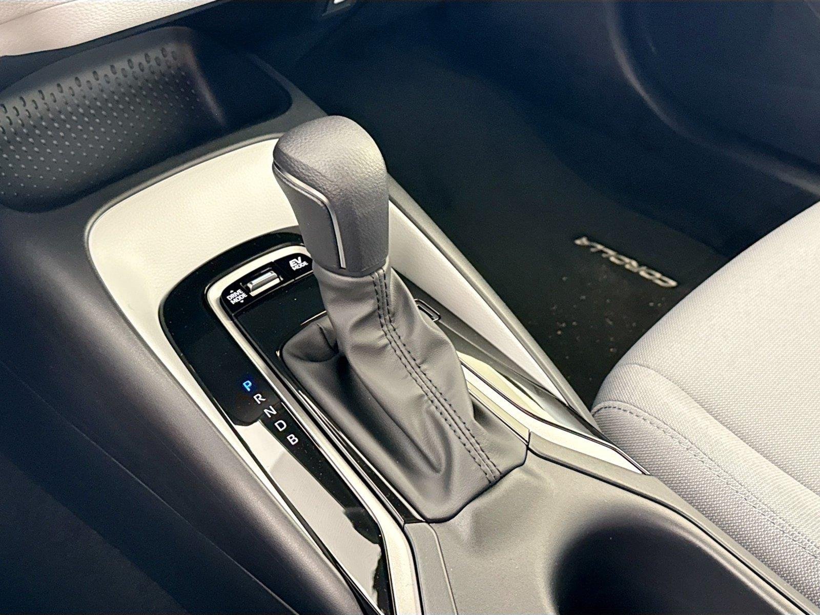 New 2026 Toyota Corolla SE FWD image 29