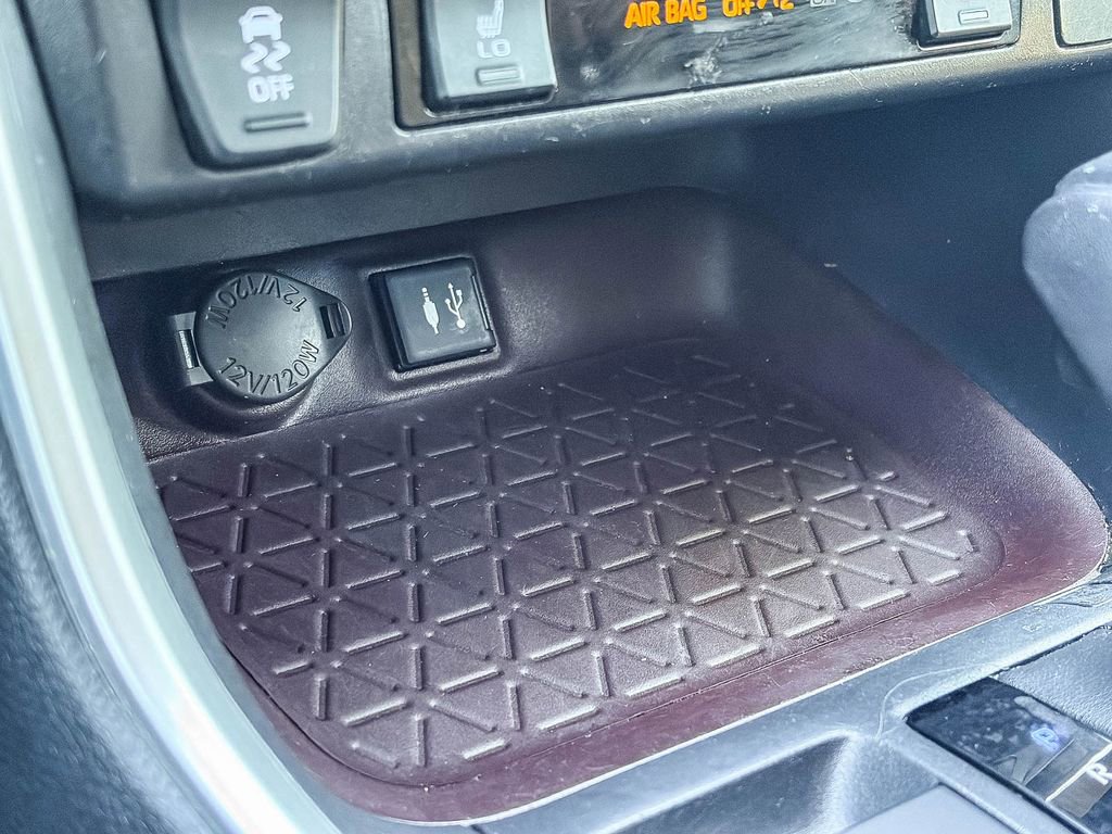 Used 2019 Toyota RAV4 Limited w/ All Weather Liner Package image 32