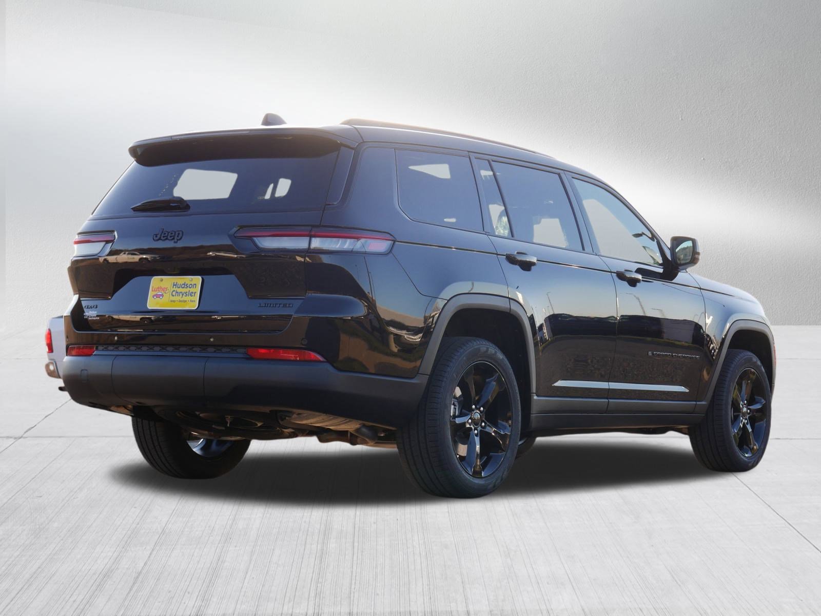 New 2025 Jeep Grand Cherokee L Limited w/ Black Appearance Package video 2