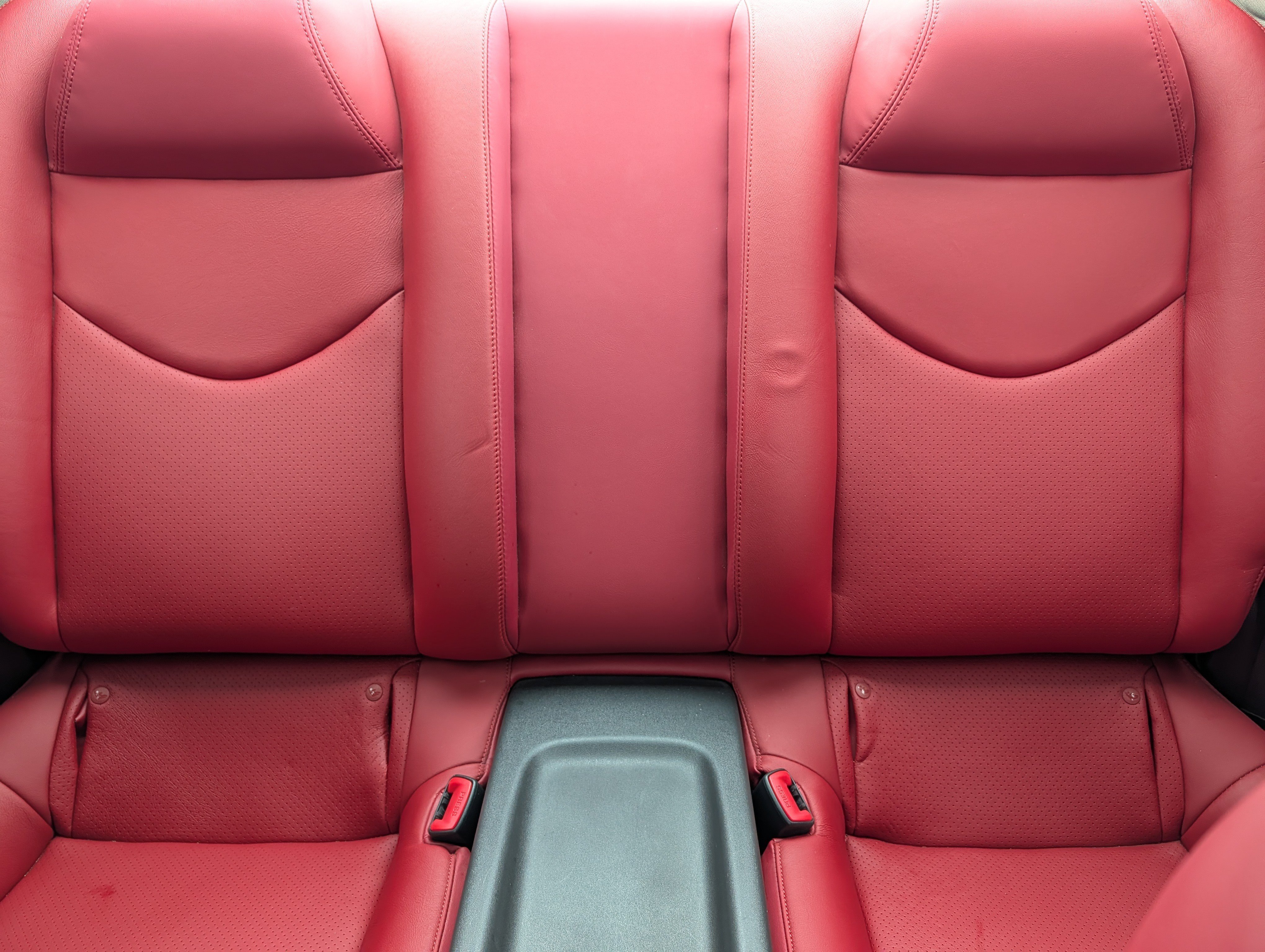 Used 2011 INFINITI G37 IPL RWD image 13