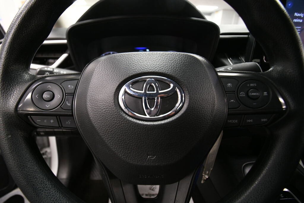 Certified 2024 Toyota Corolla LE image 16