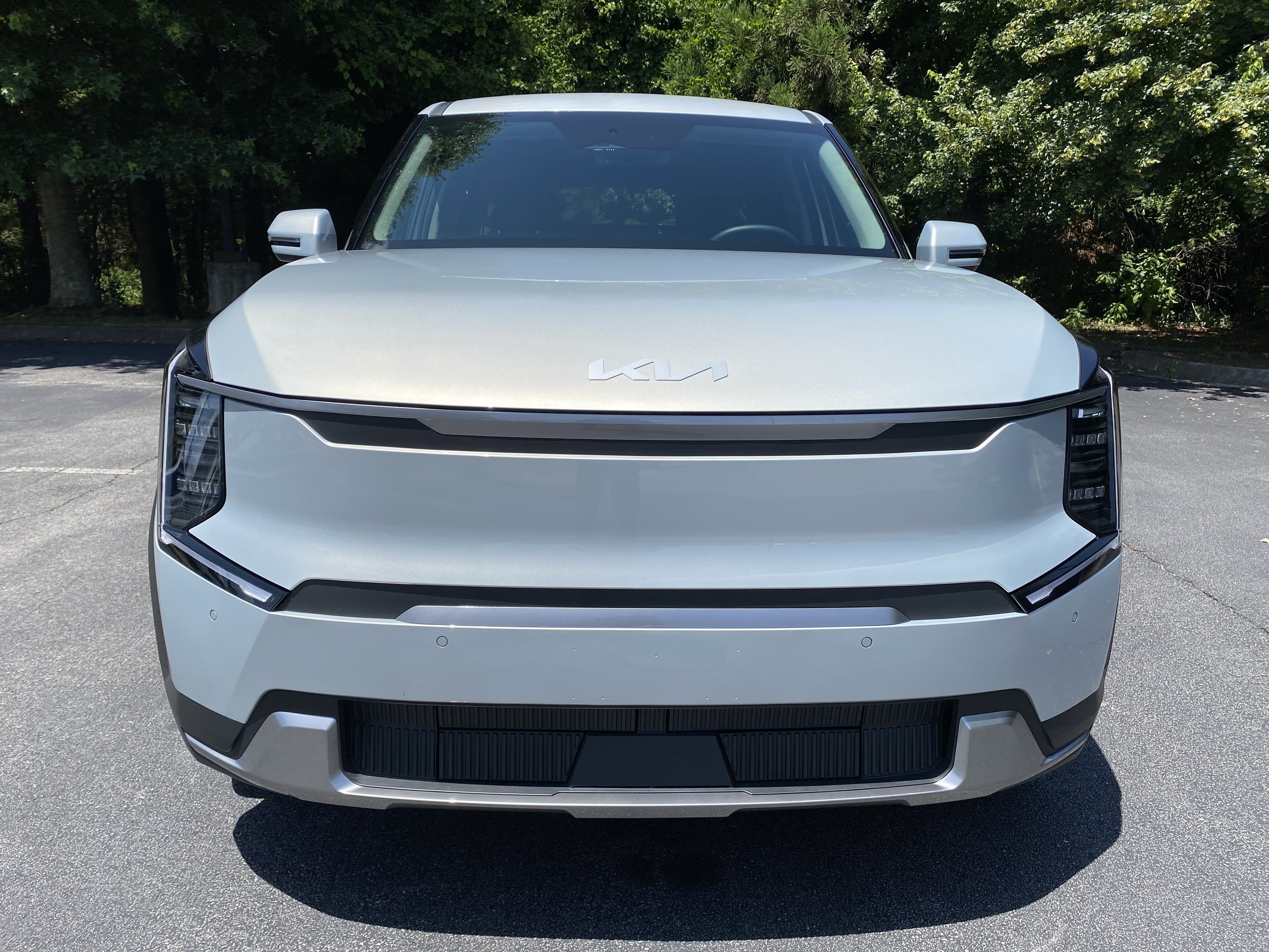 Used 2026 Kia EV9 Light RWD image 3