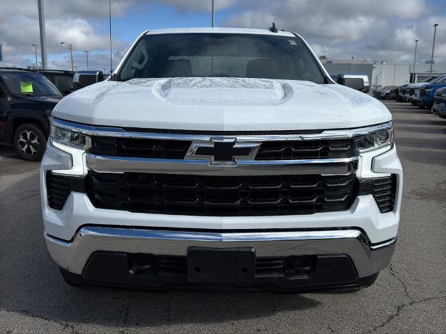 Used 2023 Chevrolet Silverado 1500 LT AWD/4WD image 3
