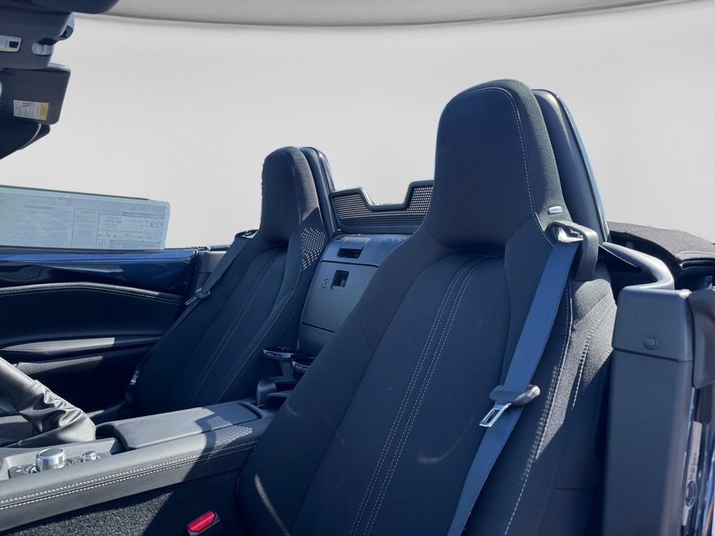 New 2026 MAZDA MX-5 Miata Club w/ Interior Package RWD image 25