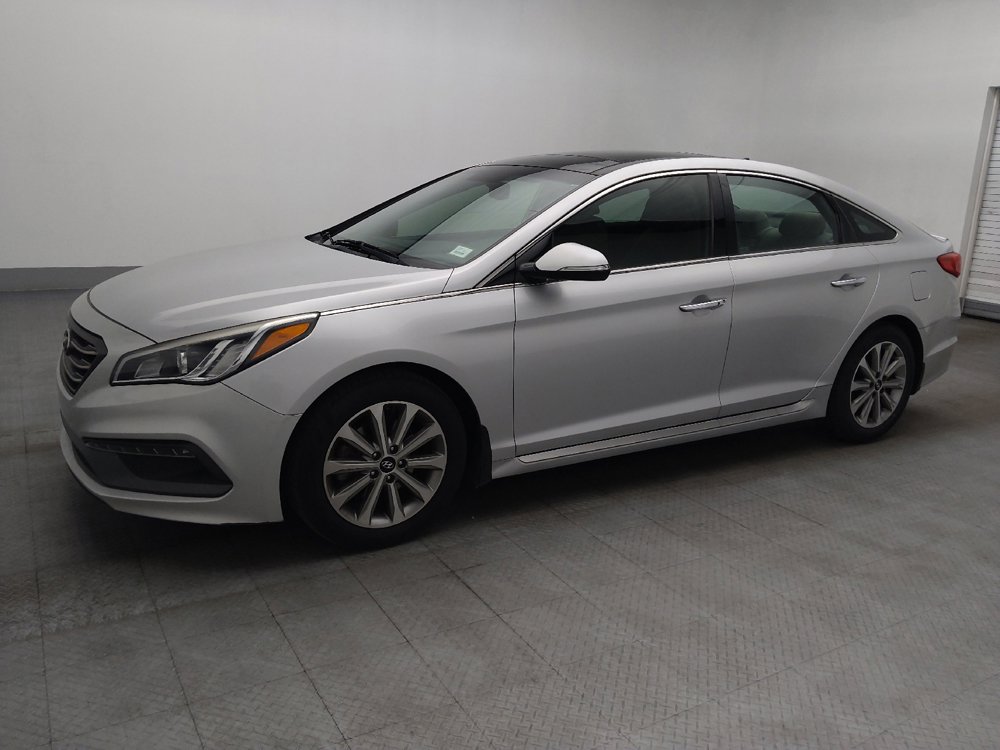 Used 2016 Hyundai Sonata Limited w/ Option Group 04 FWD image 2