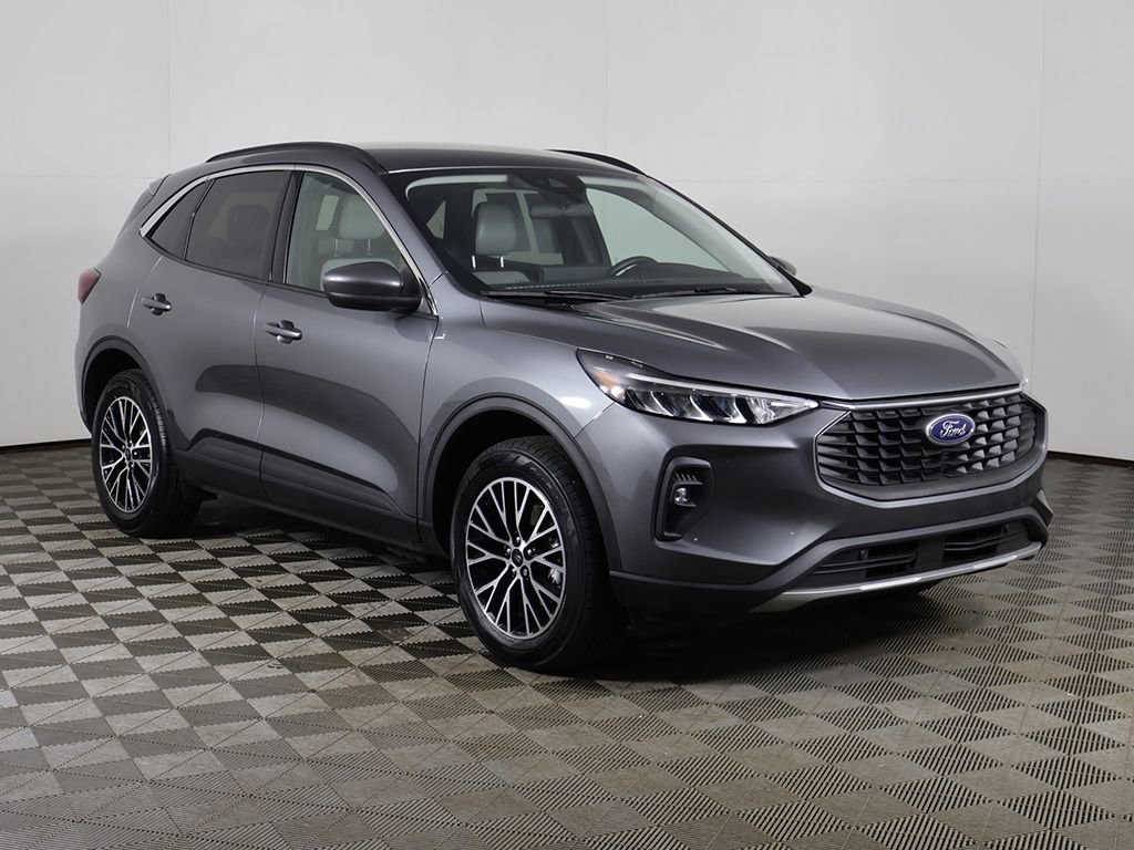 Used 2024 Ford Escape SE image 54