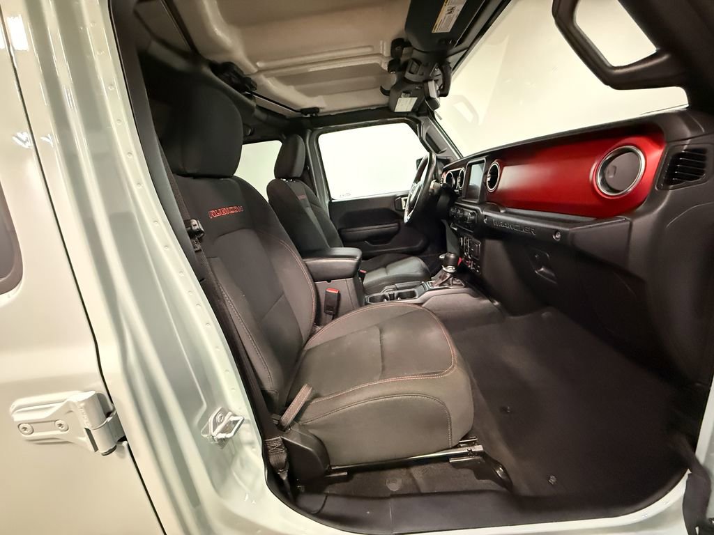 Used 2023 Jeep Wrangler Unlimited Rubicon w/ Cold Weather Group image 13