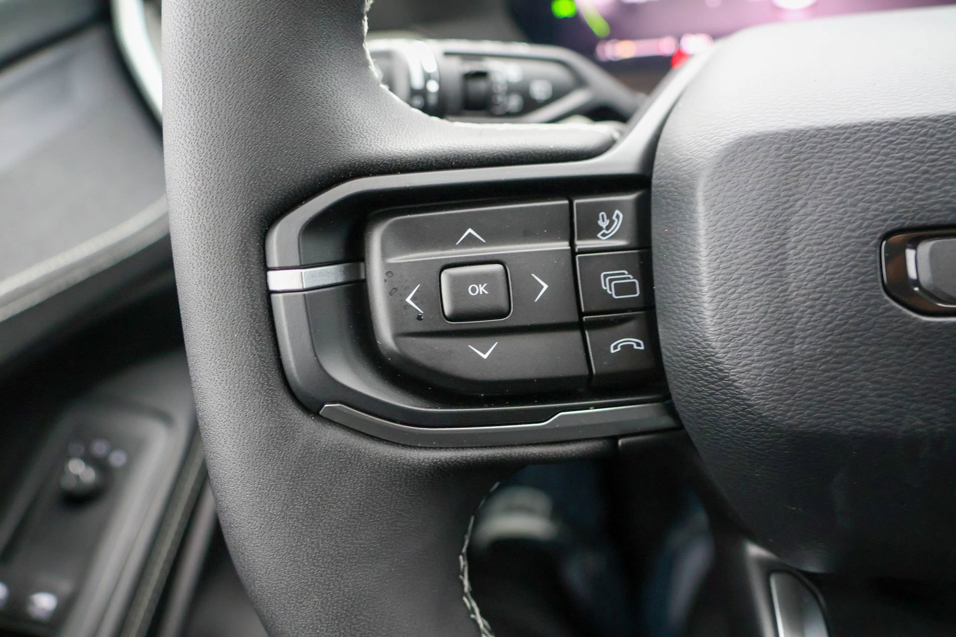 New 2026 Jeep Cherokee Laredo image 25