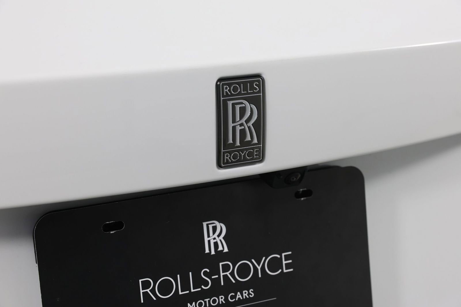 New 2025 Rolls-Royce Spectre Black Badge image 22