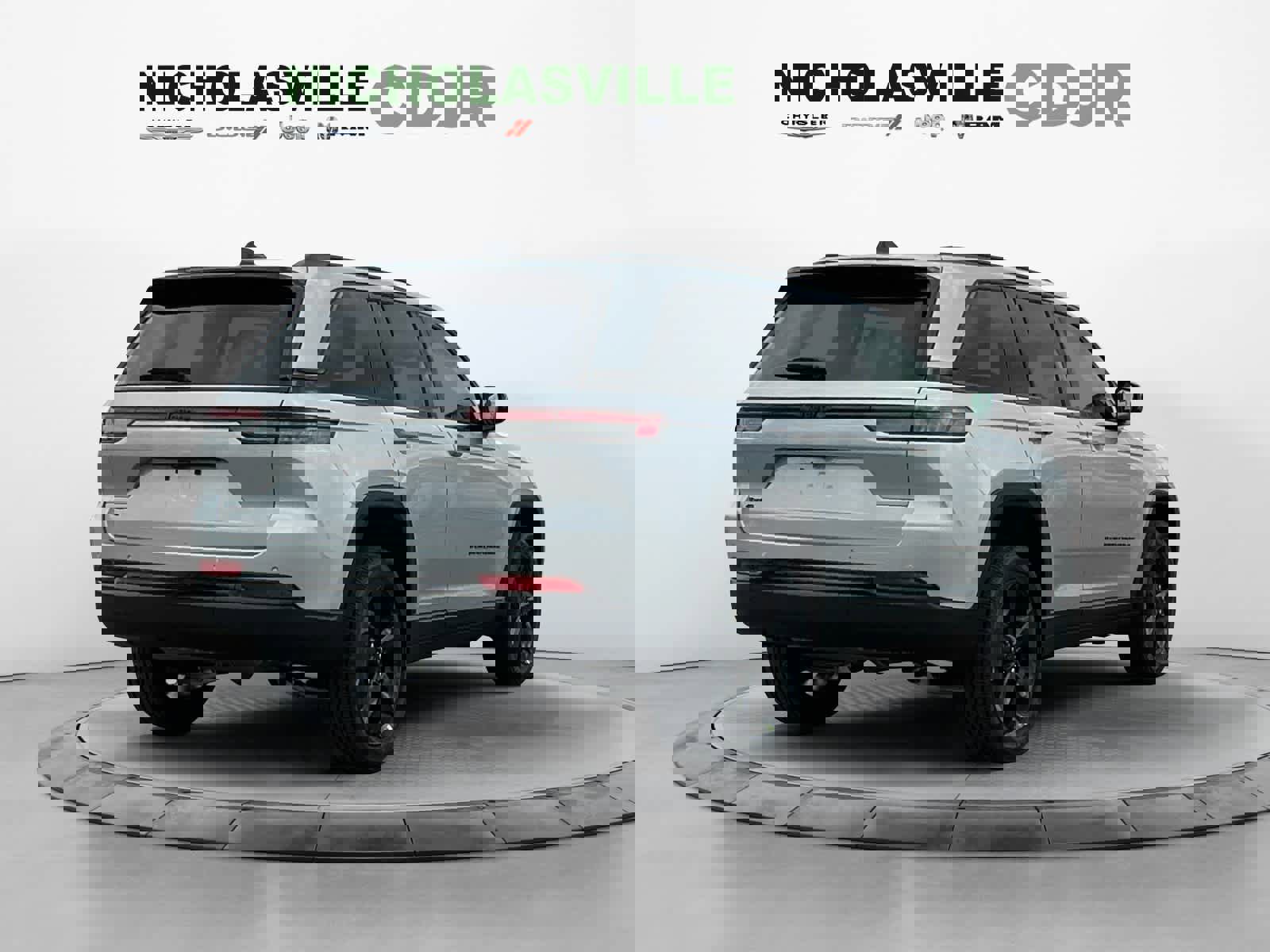 New 2025 Jeep Grand Cherokee Altitude image 6