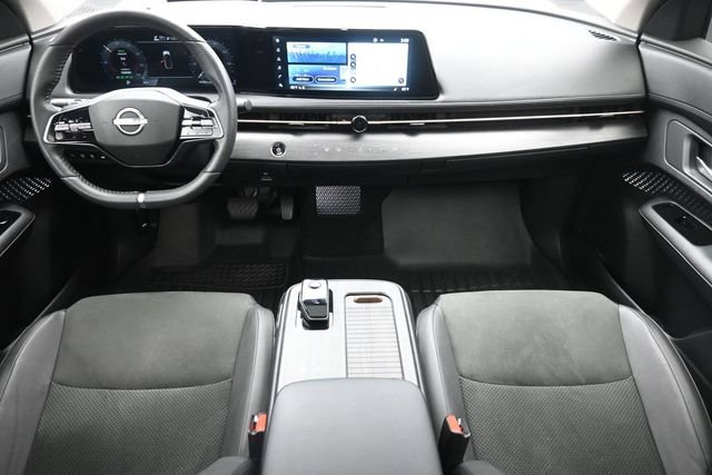 Used 2023 Nissan Ariya AWD image 21