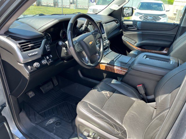 Used 2018 Chevrolet Suburban Premier AWD/4WD image 13