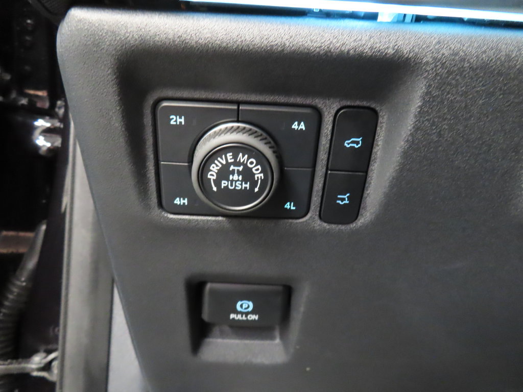 Used 2025 Ford Expedition Tremor AWD/4WD image 48
