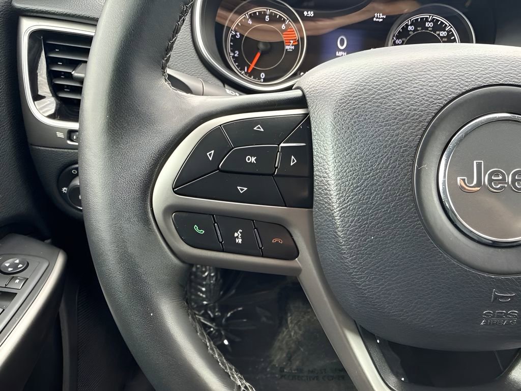 Used 2019 Jeep Cherokee Limited FWD image 15