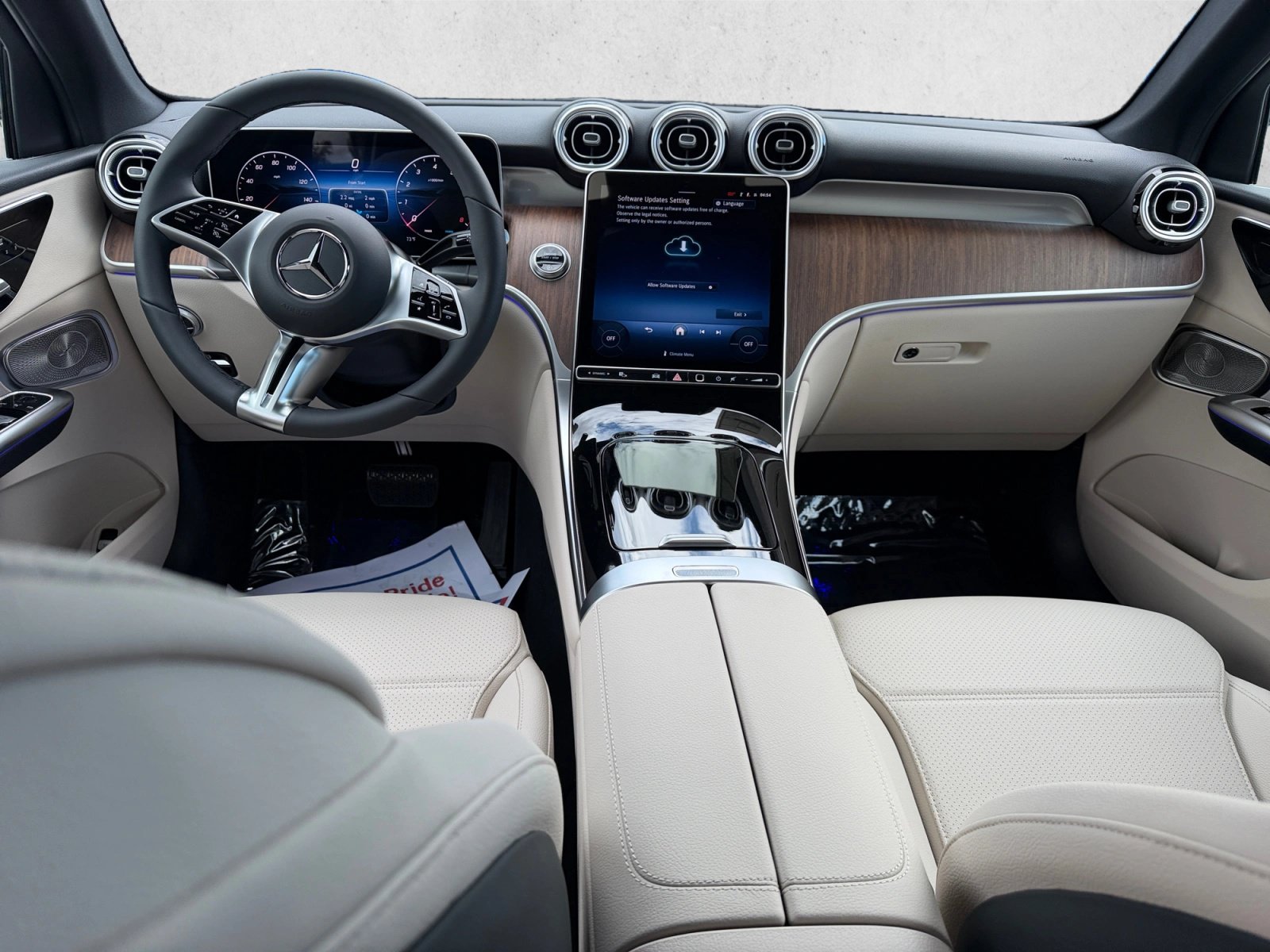 New 2026 Mercedes-Benz GLC 300 4MATIC image 16