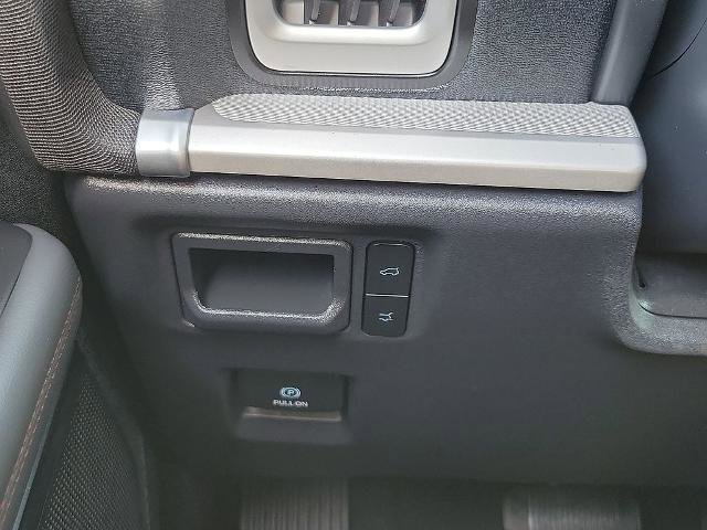 Certified 2025 Ford Expedition Active image 15