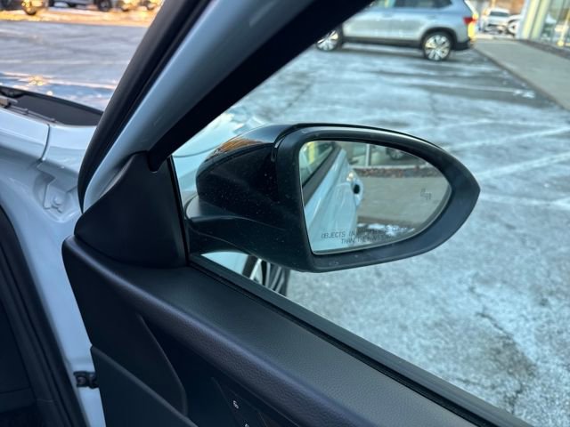 Certified 2025 Volkswagen Jetta Sport image 34