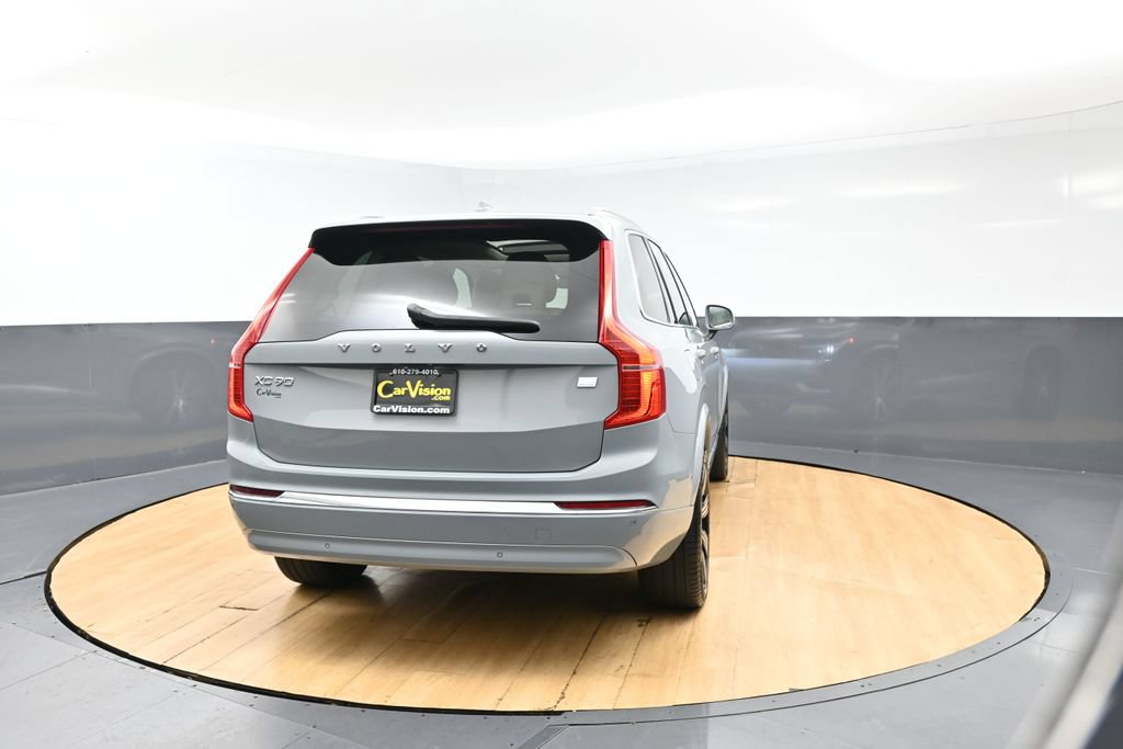 Used 2024 Volvo XC90 T8 Plus AWD/4WD image 7