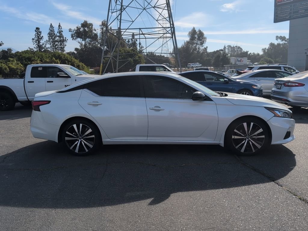 Used 2019 Nissan Altima 2.5 SR w/ SR Premium Package image 4